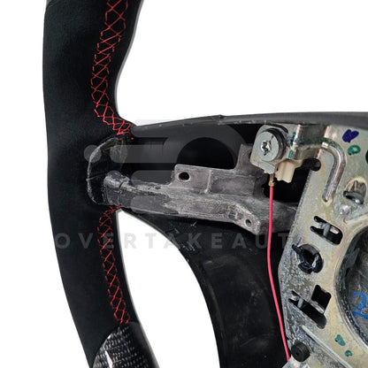 IN STOCK Carbon Fiber Steering Wheel with Alcantara + Red Stripe + Red Stitching for C6 Corvette 2005-2013